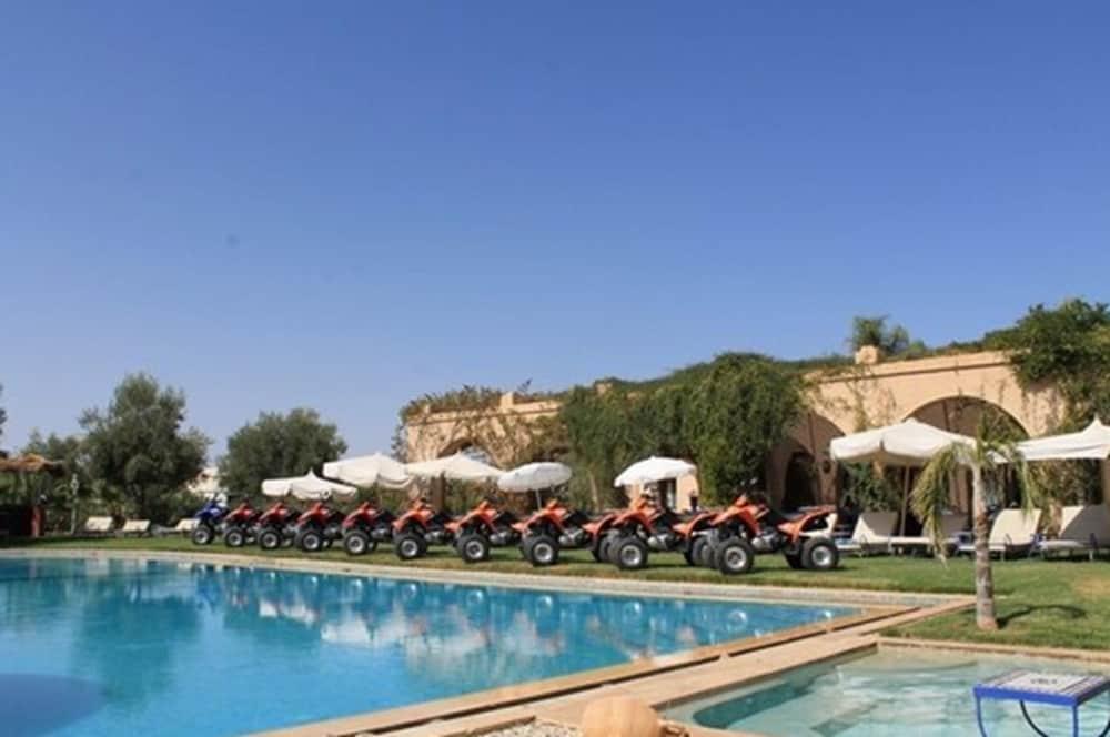 Villa Marco Au Jardin Des Senteurs El Ain Exterior foto
