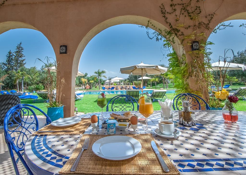 Villa Marco Au Jardin Des Senteurs El Ain Exterior foto
