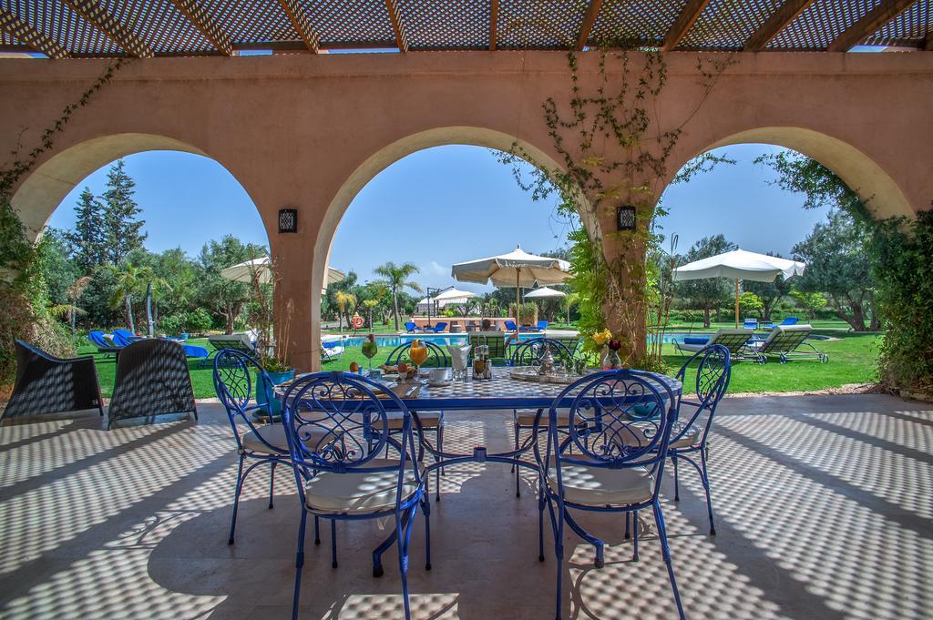 Villa Marco Au Jardin Des Senteurs El Ain Exterior foto