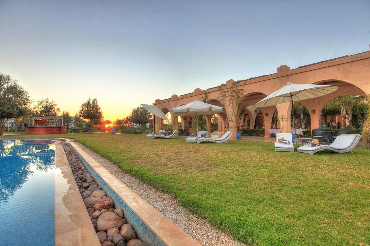 Villa Marco Au Jardin Des Senteurs El Ain Exterior foto
